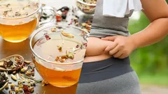 Lekker en makkelijk afvallen: diëtiste tipt 8 theesoorten die je helpen gewicht te verliezen