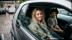 Kort verhaal: Ik stapte uitgeput in de Uber, maar de bestuurder startte niet