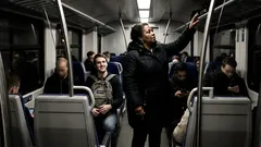 Kort verhaal: In de sprinter naar huis ontdekte ik hoe klein de wereld kan zijn